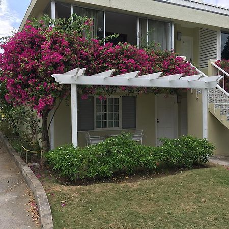 Anna'S Joye Seawind - Freeport, Montego Bay Apartment ภายนอก รูปภาพ