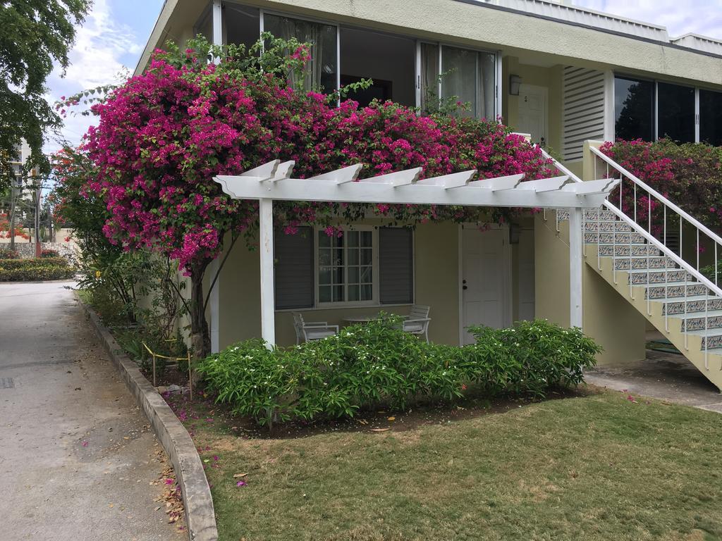 Anna'S Joye Seawind - Freeport, Montego Bay Apartment ภายนอก รูปภาพ